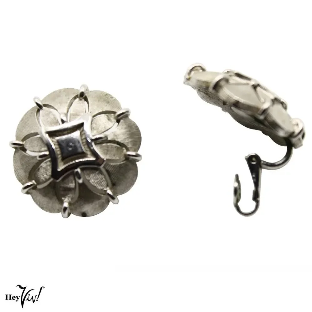 Vintage Trifari Silver Tone Clip-On Earrings Floral Geometric Design 1